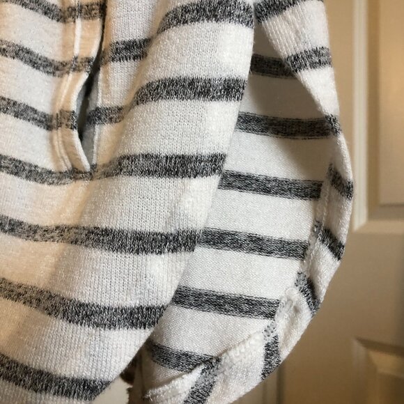Banana Republic Hoodie Stripe Sweatshirt Kangaroo Pocket White & Grey Pullover - Picture 11 of 15